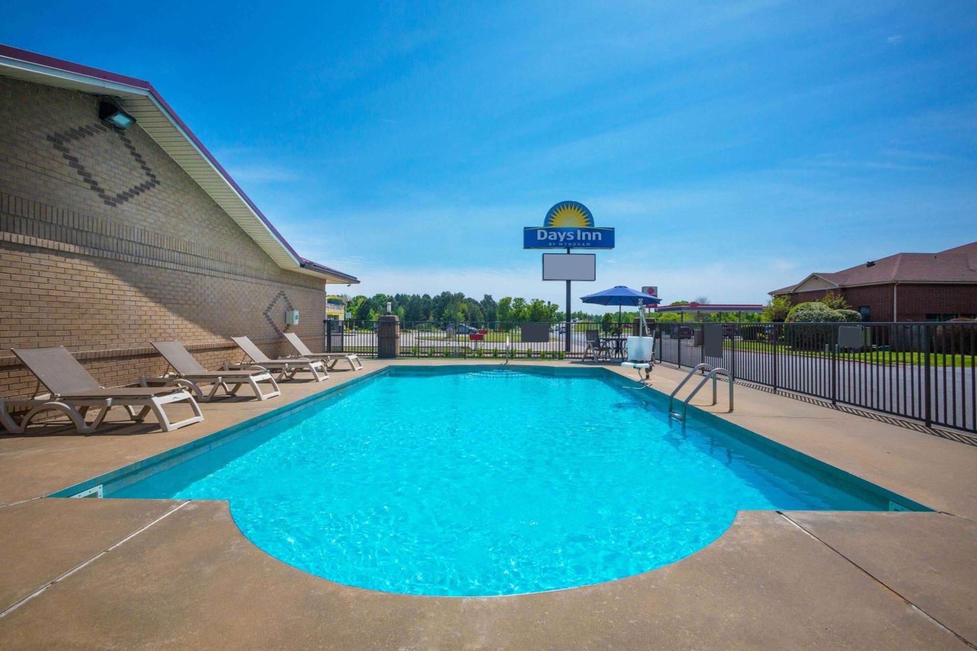 Days Inn By Wyndham Lonoke Kültér fotó